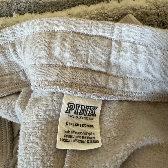 sweatpants - Picture 2 of 2